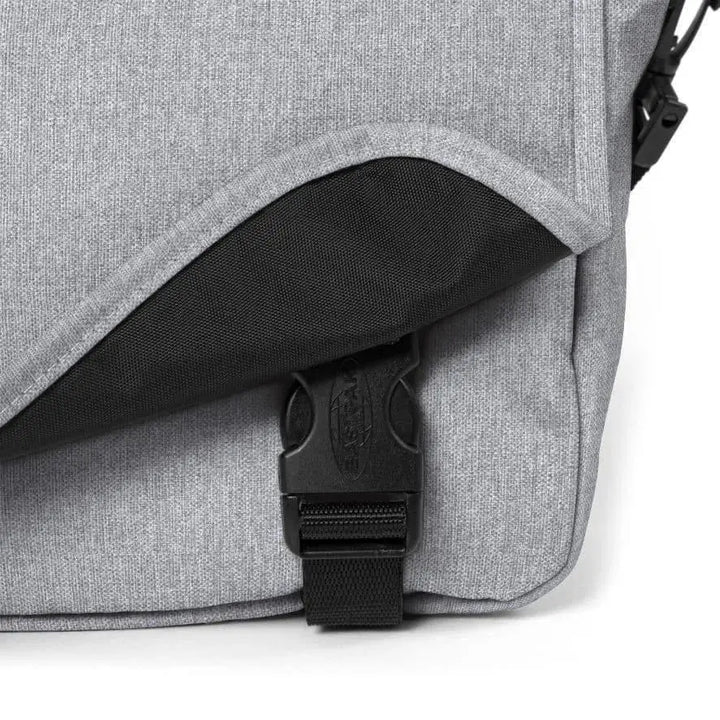 JR Eastpak - Melisac