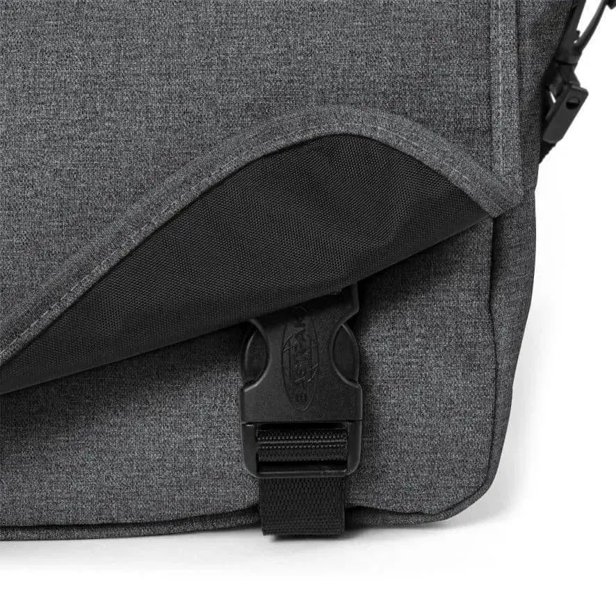 JR Eastpak - Melisac