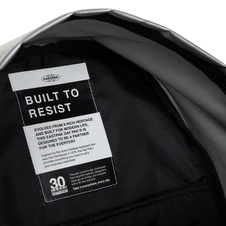 Sac à dos scolaire Day Pak'r Space Silver argenté Eastpak compartiment ordinateur
