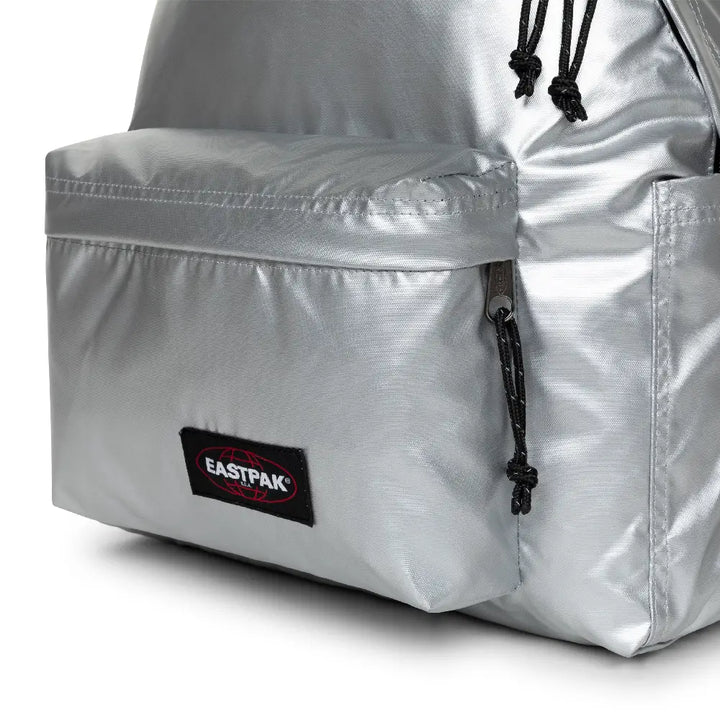 Sac à dos scolaire Day Pak'r Space Silver argenté Eastpak compartiment ordinateur