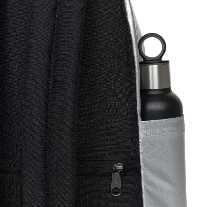 Sac à dos scolaire Day Pak'r Space Silver argenté Eastpak compartiment ordinateur