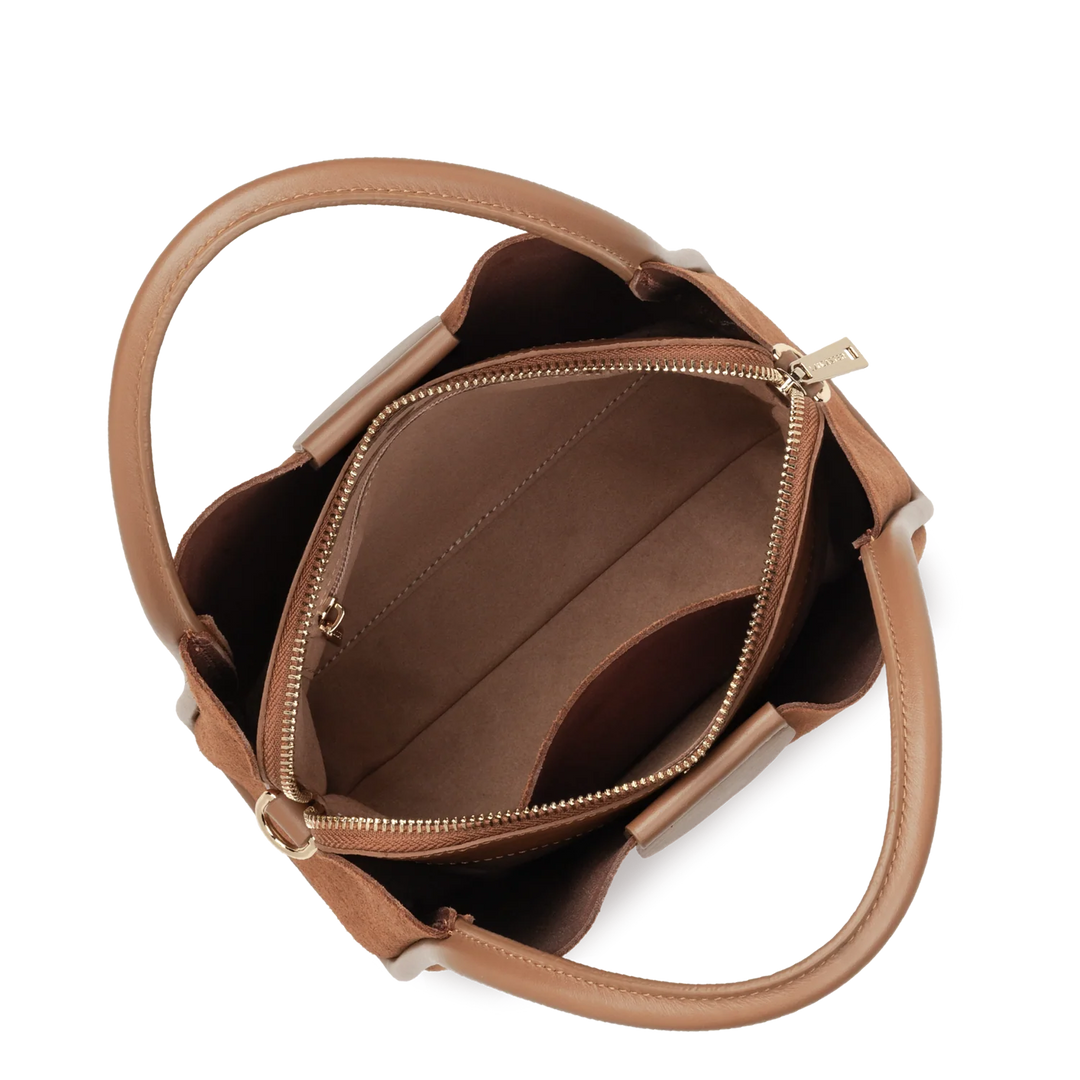 Petit sac à main en suède taupe Lancaster 470-100